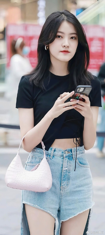 午夜日韩新片速递